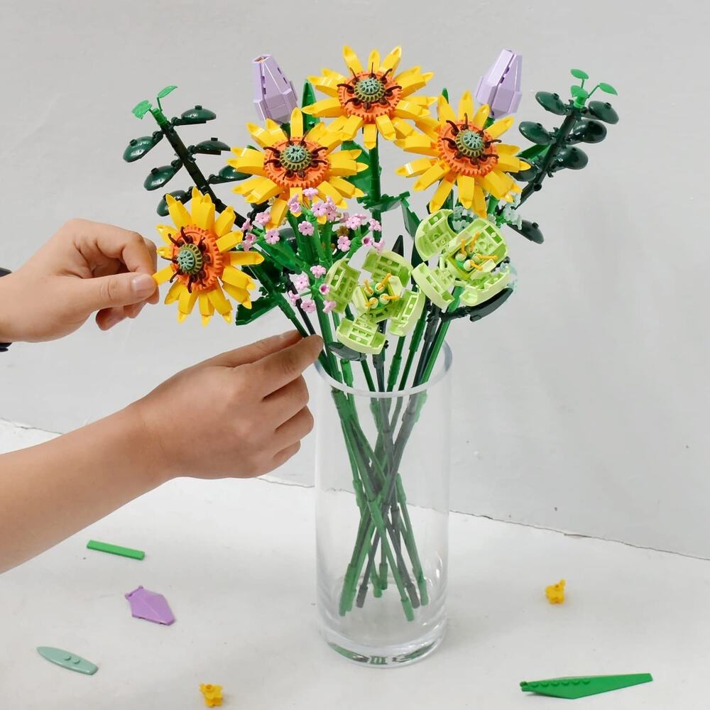 GEVINST Sunflower Bouquet Building Block Set 975 Pcs New Fast Shipping